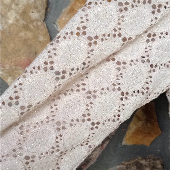 Gold Ronnie Nicole back zip - Picture 5 of 8